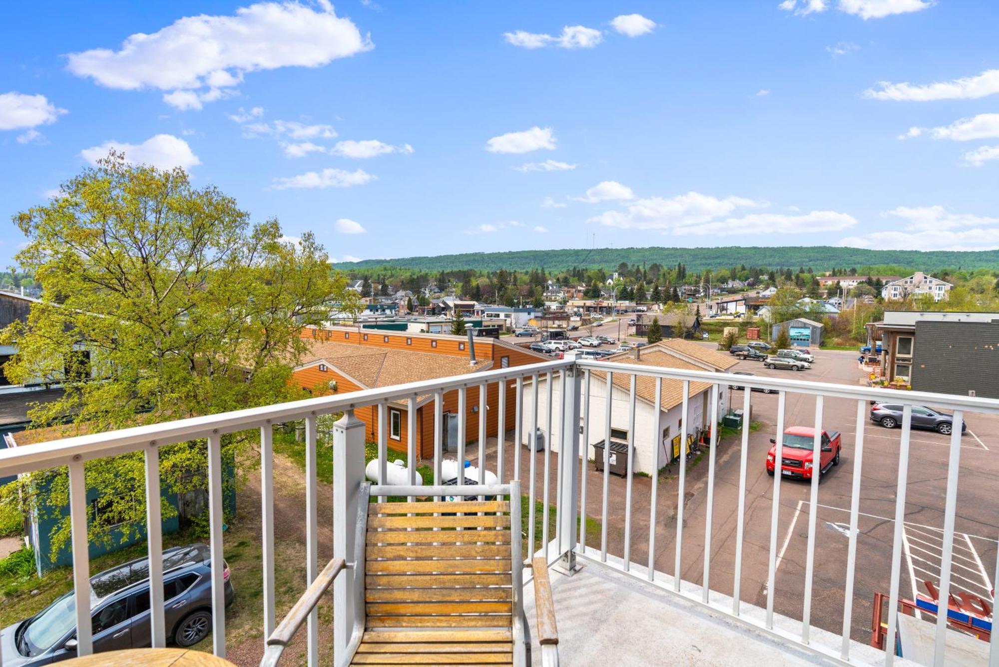 East Bay Suites Grand Marais Extérieur photo