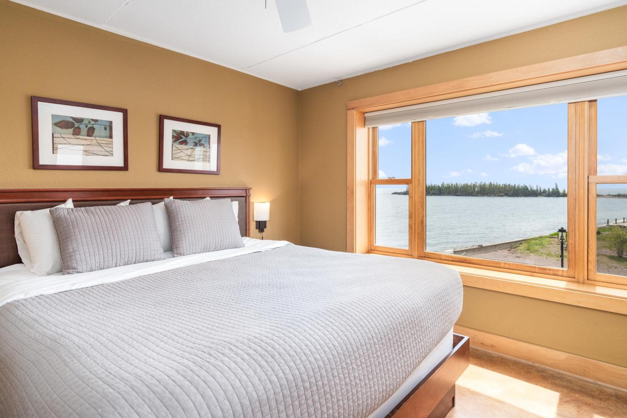 East Bay Suites Grand Marais Extérieur photo