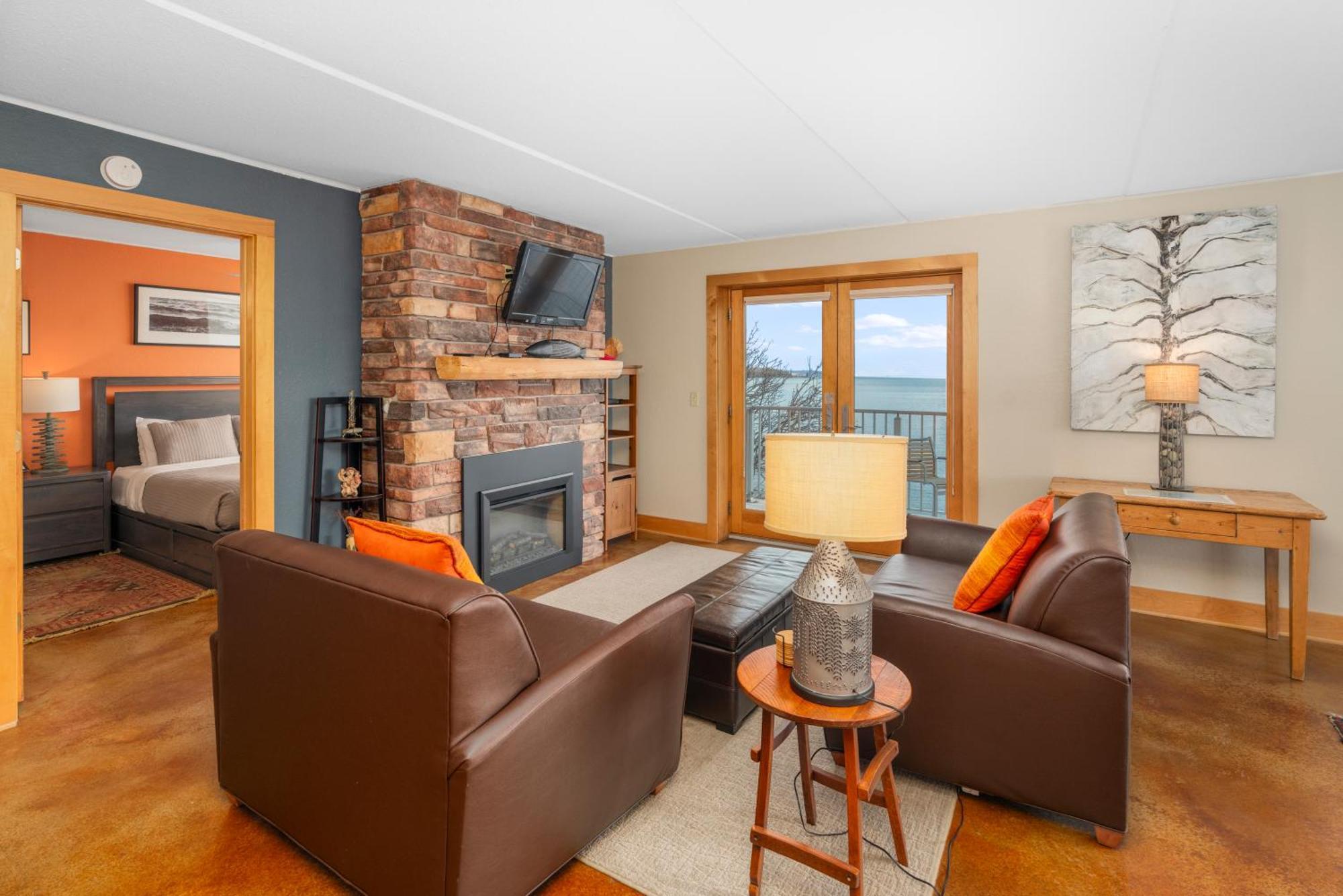 East Bay Suites Grand Marais Extérieur photo