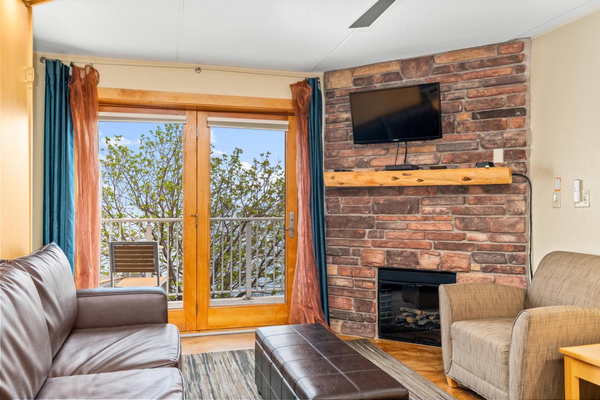 East Bay Suites Grand Marais Extérieur photo